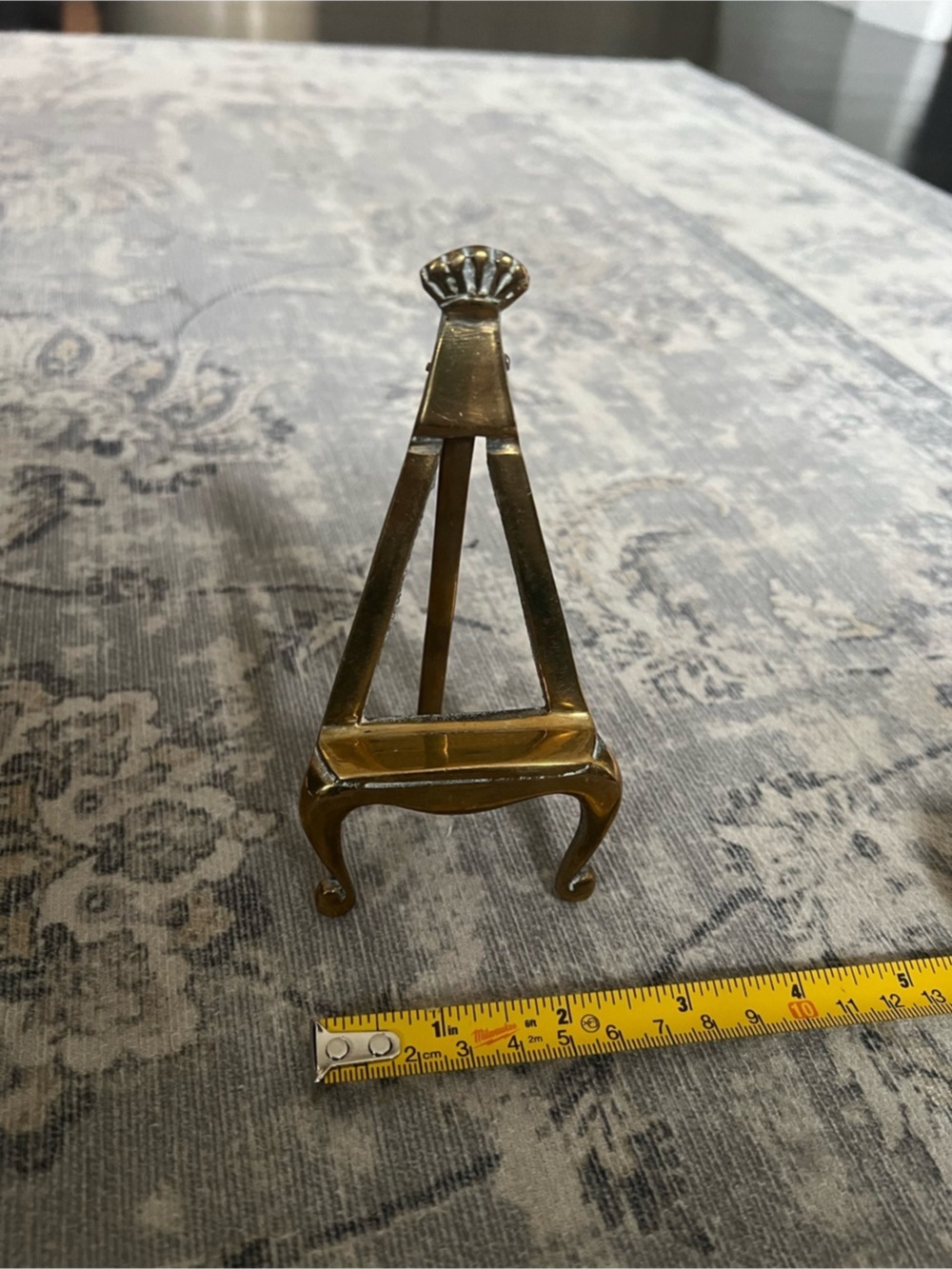 Ornate brass Decorative Stand